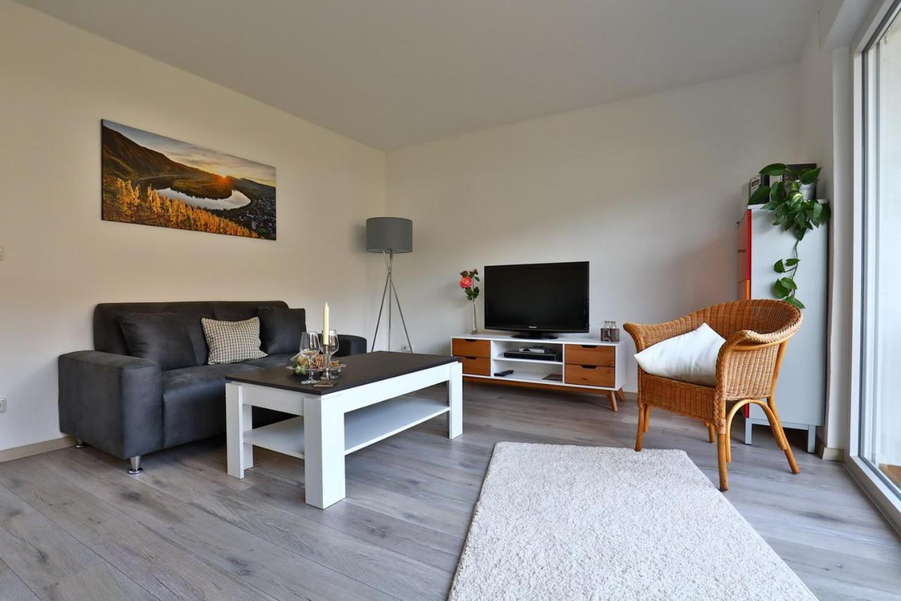 Ferienwohnung Ankerplatz ツェル・アン・デル・モーゼル エクステリア 写真